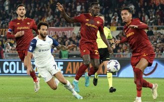 Highlights Roma 0-1 Lazio: Quyết liệt, căng thẳng và Mourinho đã thua trận
