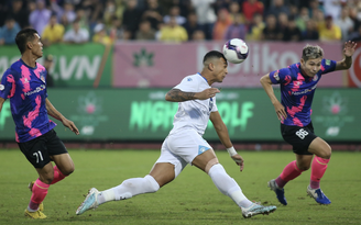 Highlights Nam Định 3-0 Sài Gòn: Mở hội tại 'chảo lửa' Thiên Trường