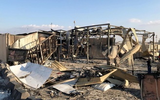 Xem cảnh hoang tàn, cháy xém trong căn cứ Iraq sau vụ Iran phóng tên lửa