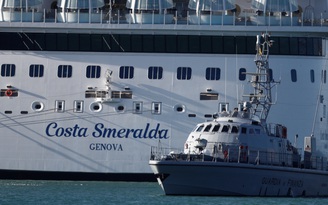 Vì một người nghi nhiễm vi rút Corona, 6.000 hành khách bị mắc kẹt trên tàu du lịch Ý