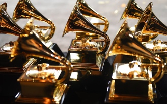 Biến thể Omicron làm hại cả giải Grammy