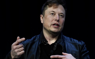 Tỉ phú Elon Musk đảm bảo Internet vệ tinh Starlink cho Ukraine