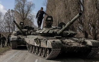 Phương Tây sẽ chuyển xe tăng, xe bọc thép cho Ukraine để giữ Donbass?