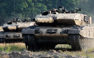 Đức 'bối rối' khi bị Ba Lan phàn nàn không giao xe tăng tiên tiến