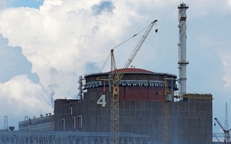 Nhà máy điện hạt nhân trúng pháo; chiến sự Nga-Ukraine sang giai đoạn mới