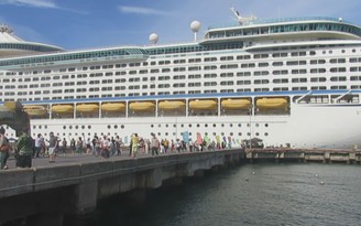 Cảng Chân Mây đón gần 3.000 du khách tàu biển