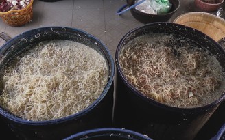 Đóng cửa quầy hàng tẩy trắng bắp chuối bằng hóa chất công nghiệp