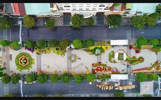 Ngắm đường hoa Nguyễn Huệ 2018 từ góc máy flycam