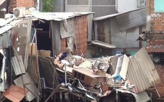 Lời kể của nhân chứng vụ sập nhà ở bờ Nam Kênh Đôi
