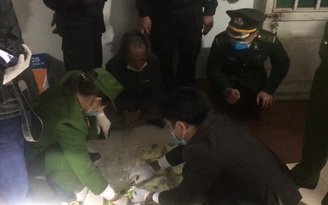 Bắt quả tang vận chuyển 11kg ma túy, khám xét nhà lòi thêm 10kg “hàng đá” Bắt quả tang vận chuyển 11kg ma túy, khám xét nhà lòi thêm 10kg “hàng đá”