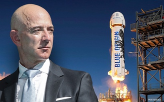 Tỉ phú Bezos trước giờ tạo ra lịch sử bằng chuyến bay 'du lịch' lên không gian