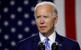 Tổng thống Mỹ Biden đưa ra chiến lược gì để đối phó với chủng Omicron?