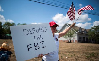 Gia tăng đe dọa nội chiến, nổi loạn sau vụ FBI khám nhà cựu Tổng thống Trump