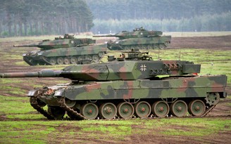 Đức tiếp tục từ chối cung cấp xe tăng cho Ukraine