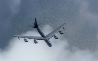 Chiến đấu cơ Nga bay chặn máy bay ném bom B-52 của Mỹ ở biển Okhotsk