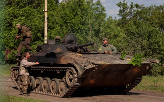 Chiến sự ngày 94: Nga nã pháo dồn dập ở Ukraine, ông Putin cảnh báo phương Tây
