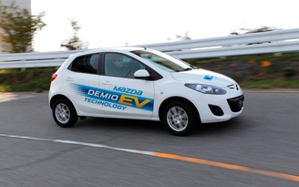 Mazda: ‘Nói xe điện hoàn toàn sạch là không trung thực’