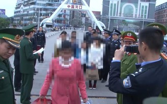 Giải cứu hàng chục cô gái bị lừa bán sang Trung Quốc làm gái mại dâm
