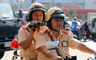 Người Sài Gòn có thể bất ngờ 'ăn' biên bản phạt nếu chạy xe sai luật