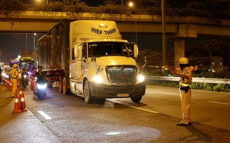 Nữ sinh bị xe bồn cán ở trung tâm: CSGT trả lời về nghi vấn xe tải 'mua đường'