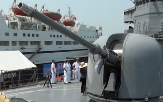 Cận cảnh vũ khí tối tân trên chiến hạm Nhật Bản