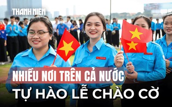 Khoảnh khắc tự hào lễ chào cờ 'Tôi yêu Tổ quốc tôi' tại nhiều điểm trên cả nước