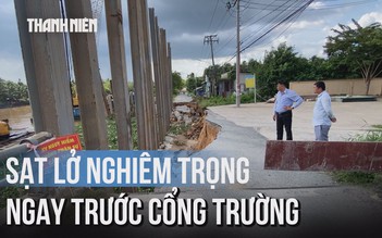 Sạt lở 'nuốt chửng' đoạn đường trước cổng trường sát năm học mới