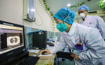 Trung Quốc cấp phép bán ra thị trường thuốc chống virus gây dịch COVID-19