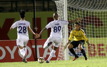 Vòng 9 V-League 2017: B.Bình Dương gục ngã phút cuối