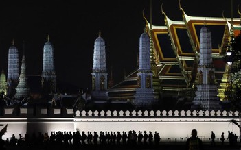 Thái Lan hỏa táng vua Rama IX