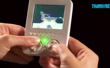 Thích thú máy tính chơi game tí hon tự lắp ráp