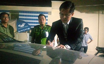 'CSGT tự ý nhảy lên ca pô xe của tôi'
