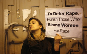 WHO: 1/4 phụ nữ trẻ toàn cầu từng bị bạo hành