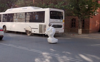 Robot thoát khỏi phòng thí nghiệm ở Nga, gây rối loạn giao thông