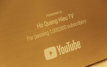 Hồ Quang Hiếu nhận nút vàng YouTube nhờ làm phim ca nhạc