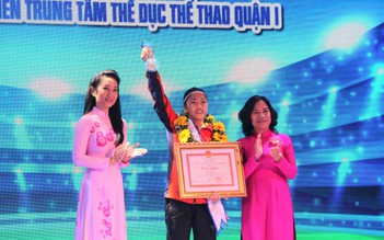 Nữ cầu thủ Huỳnh Như đạt danh hiệu 'Công dân trẻ tiêu biểu TP.HCM' năm 2019