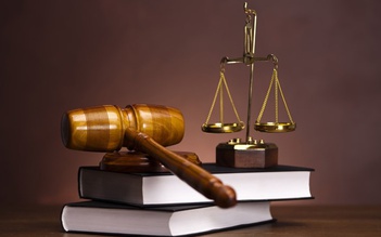 TP.HCM: Viện thẩm mỹ thua kiện vì cho tạp vụ thôi việc trái luật