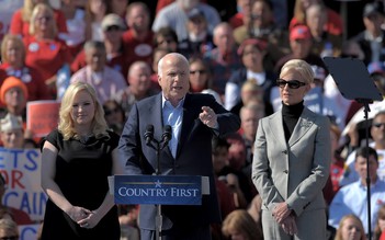 Thượng nghị sĩ McCain với các mốc thời gian và phát biểu đáng nhớ