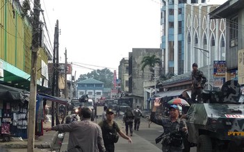 Philippines không kích nhóm khủng bố đánh bom nhà thờ