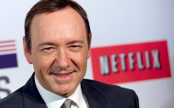 20 nhân viên nhà hát ở London tố cáo Kevin Spacey quấy rối