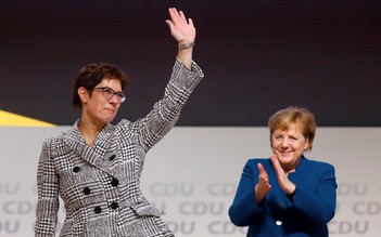 Đảng cầm quyền Đức tìm được người thay thế bà Merkel