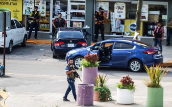 Sợ bạo lực băng đảng, Mexico phải thả con trai trùm ma túy El Chapo?