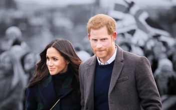 Vợ chồng Hoàng tử Harry chính thức 'cắt hộ khẩu' Hoàng gia Anh