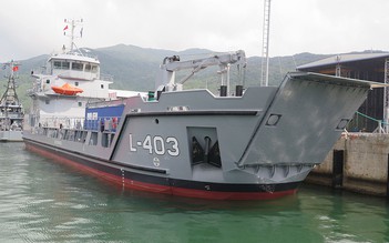 Tổng công ty Sông Thu bàn giao tàu vận tải đổ bộ cho Panama