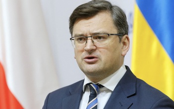 Ngoại trưởng Ukraine nói EU 'không có quyền mệt mỏi', phải tiếp tục cấm vận Nga