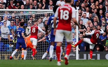 Chelsea và Arsenal cầm chân nhau ở Stamford Bridge