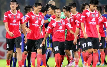 Long An chia tay V-League bằng trận thua trên sân nhà