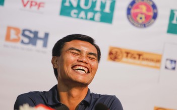 HLV Tài Em cười tít mắt sau chiến thắng của Sài Gòn FC trước HAGL