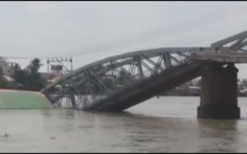 Sà lan tông sập cầu Ghềnh