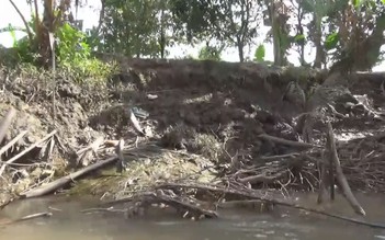 Nạo vét xong rạch du lịch, dân cồn gặp 'thiên tai'